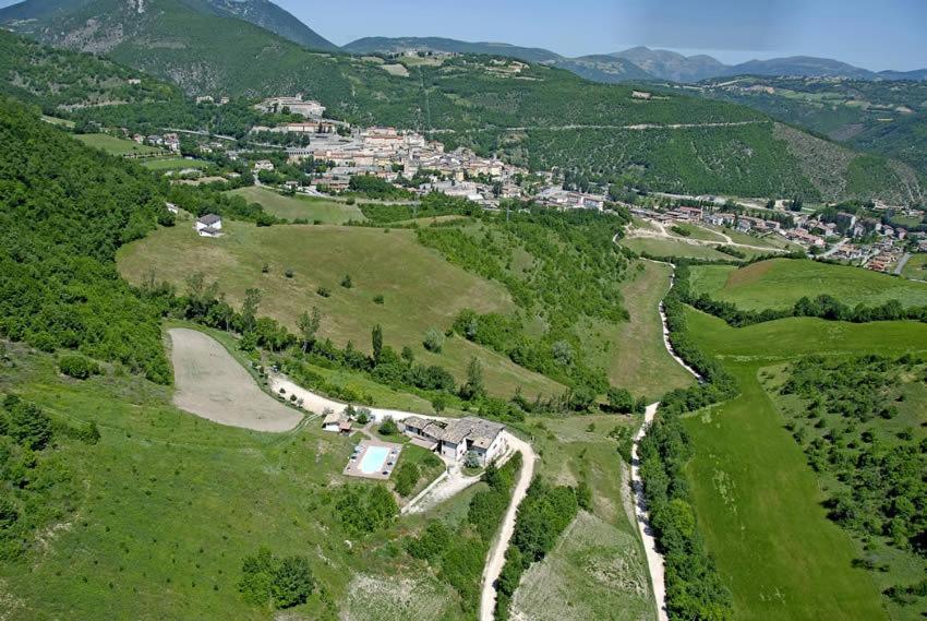 Agriturismo Valle Tezze Cascia Exteriör bild