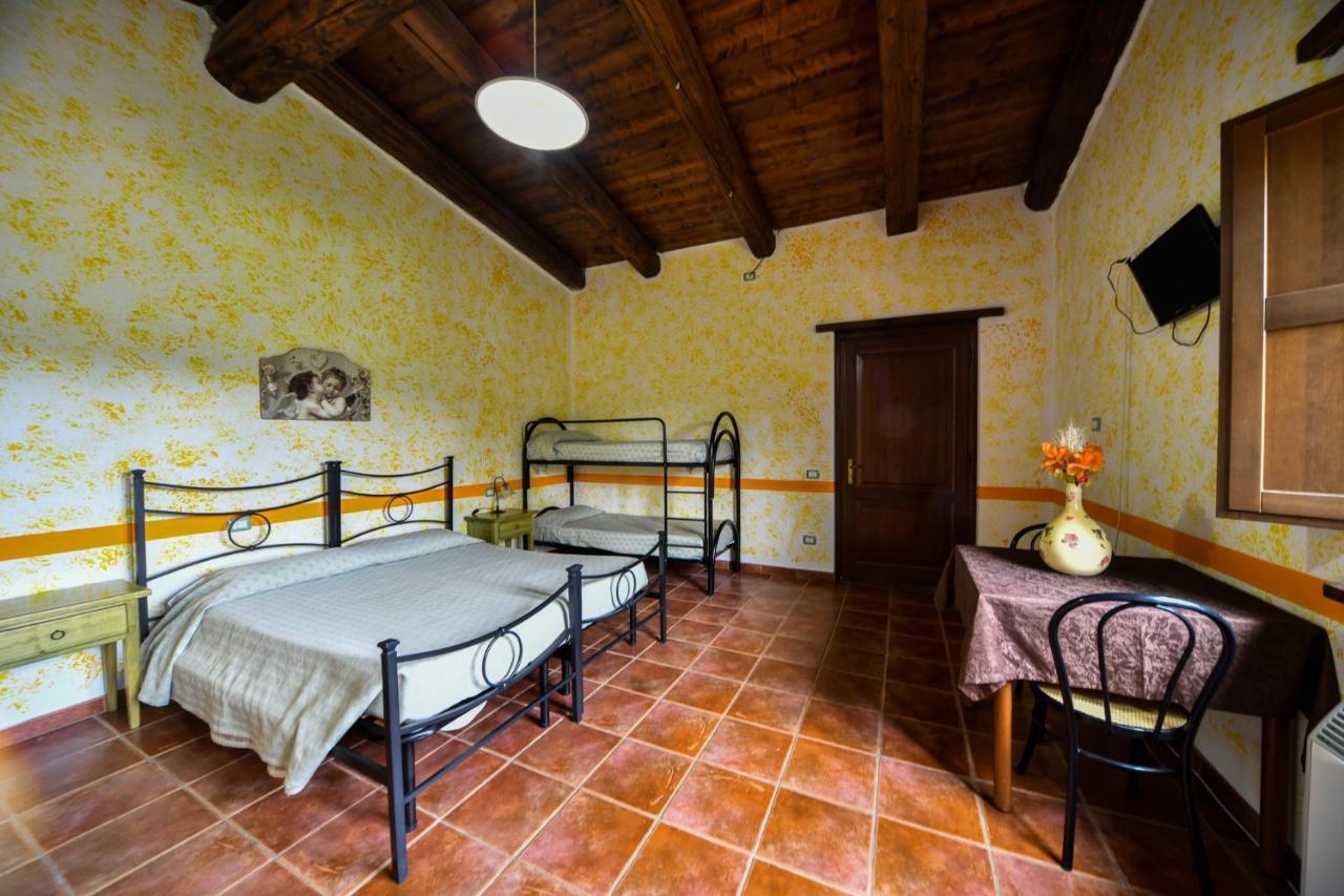 Agriturismo Valle Tezze Cascia Exteriör bild
